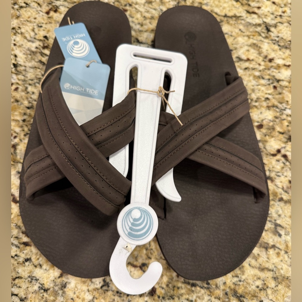 High Tide brown faux leather slipper on sandals Size 10